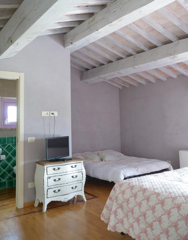 Casa Fontanino Bed and Breakfast Altopascio Buitenkant foto